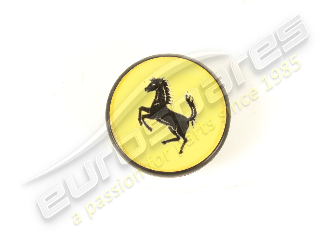 INSIGNIA DE RUEDA Ferrari USADA. NÚMERO DE PARTE 108947A (1)