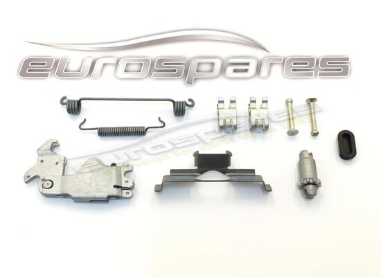 nuevo maserati kit de accesorios y fijaciones número de pieza 673000034