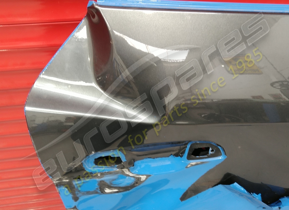 puerta trasera derecha lamborghini dañada. número de pieza 4ml833052a (3)