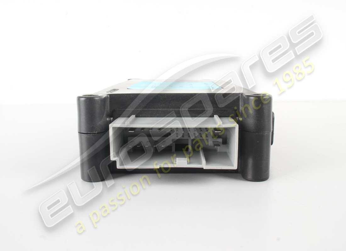 módulo electrónico de puerta pasajera usado aston martin. número de pieza ag4314c237ca (3)
