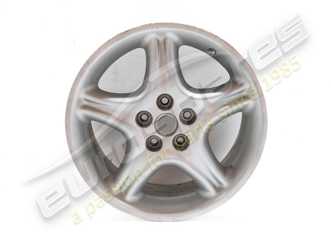 LLANTA RUEDA DELANTERA Ferrari USADA. NÚMERO DE PARTE 151639 (1)