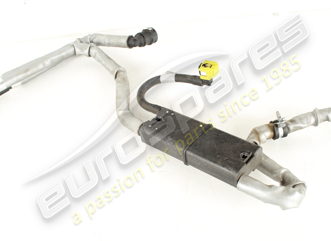 SEPARADOR DE VAPOR FERRARI USADO COMPLETO WI. NÚMERO DE PARTE 275710 (2) separador de vapor ferrari usado completo wi. número de parte 275710 (2)