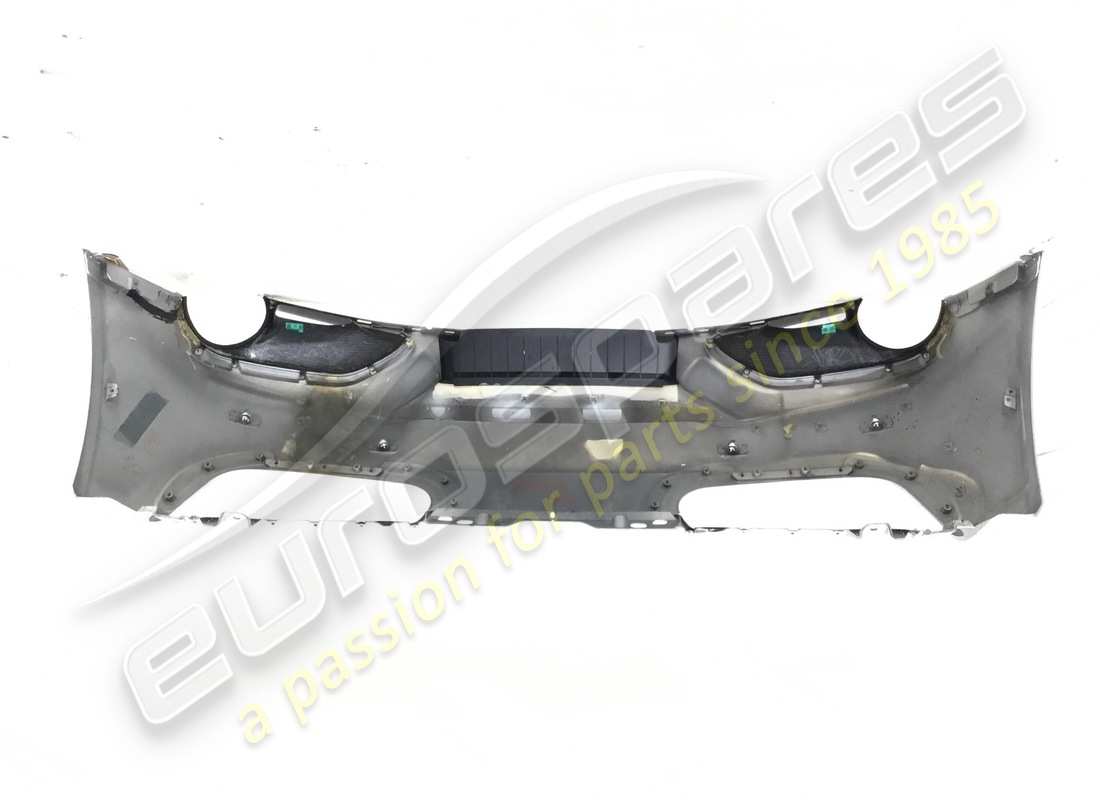 parachoques trasero eurospares ferrari 488 usado con entorno de luces de carbono. número de parte eap1374241 (3)