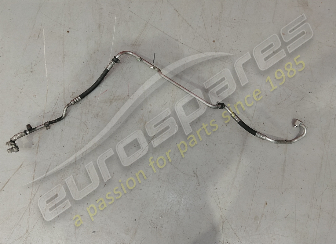CONJUNTO DE TUBO Aston Martin USADO, DEL COMPRESOR AL CONDENSADOR. NÚMERO DE PARTE 6G3319972AH (1)