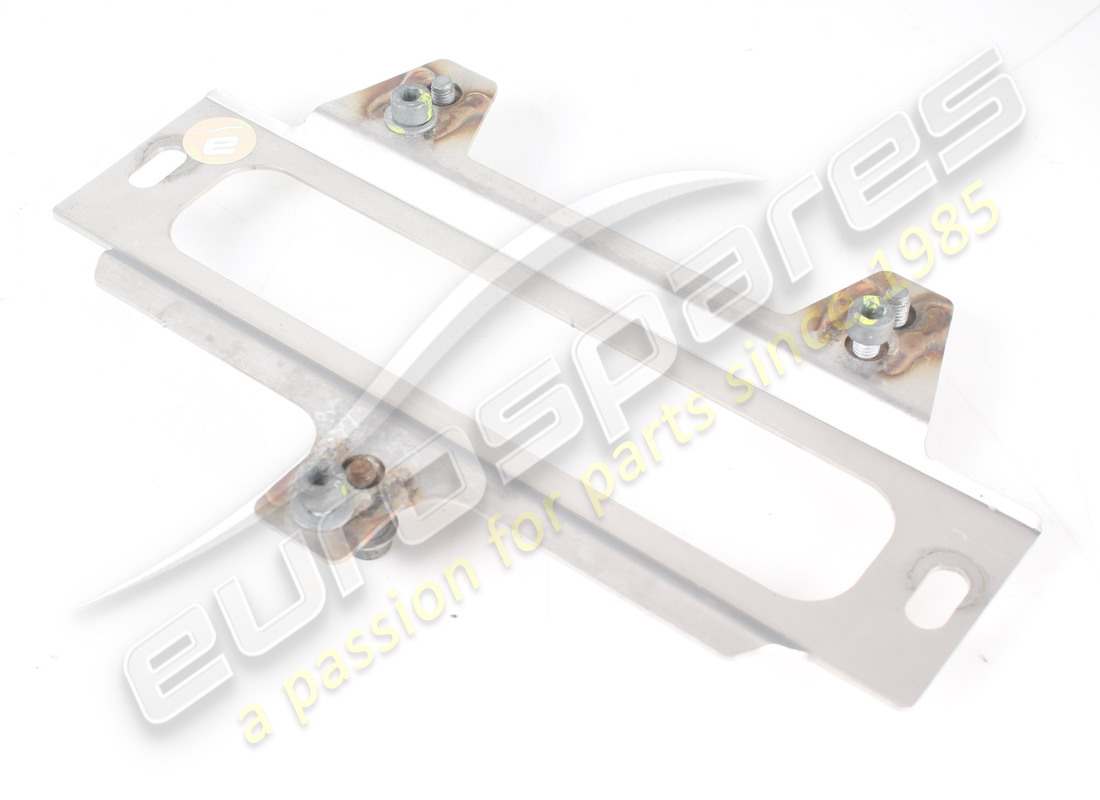 SOPORTE DE FIJACIÓN DE LA ECU DE IONES Ferrari USADO. NÚMERO DE PIEZA 317658 (1) SOPORTE DE FIJACIÓN DE LA ECU DE IONES Ferrari USADO. NÚMERO DE PIEZA 317658 (1)