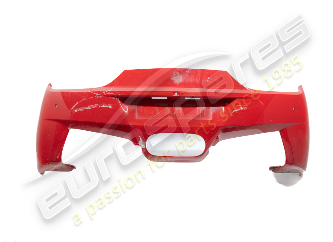 PARACHOQUES TRASERO COMPLETO DAÑADO Ferrari. NÚMERO DE PIEZA 83825710 (1)
