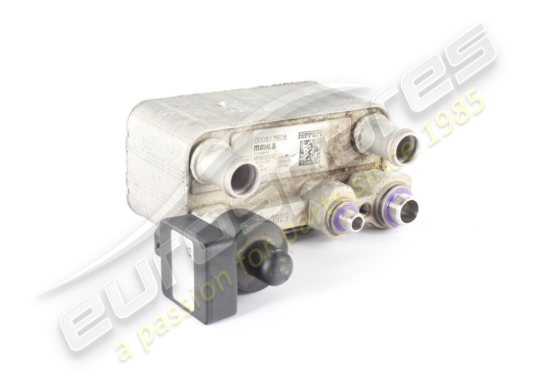 ENFRIADOR USADO Ferrari TAMAÑO 4 CON EXV. NÚMERO DE PIEZA 817608 (1)