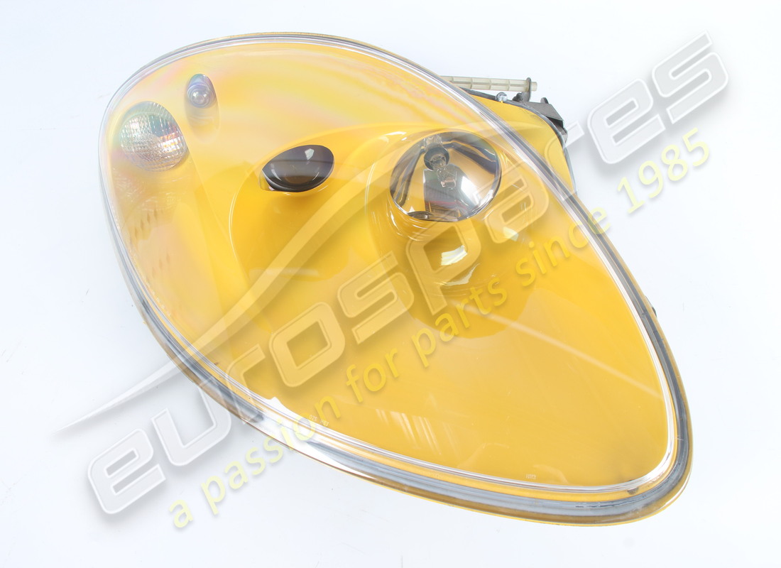 CONJUNTO DE LÁMPARA DER. Ferrari USADO RHD GIALLO MODENA. NÚMERO DE PARTE 72001370 (1)