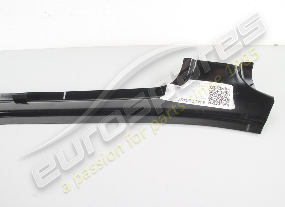 nuevo porsche panel lateral. número de parte 94450204200 (3)