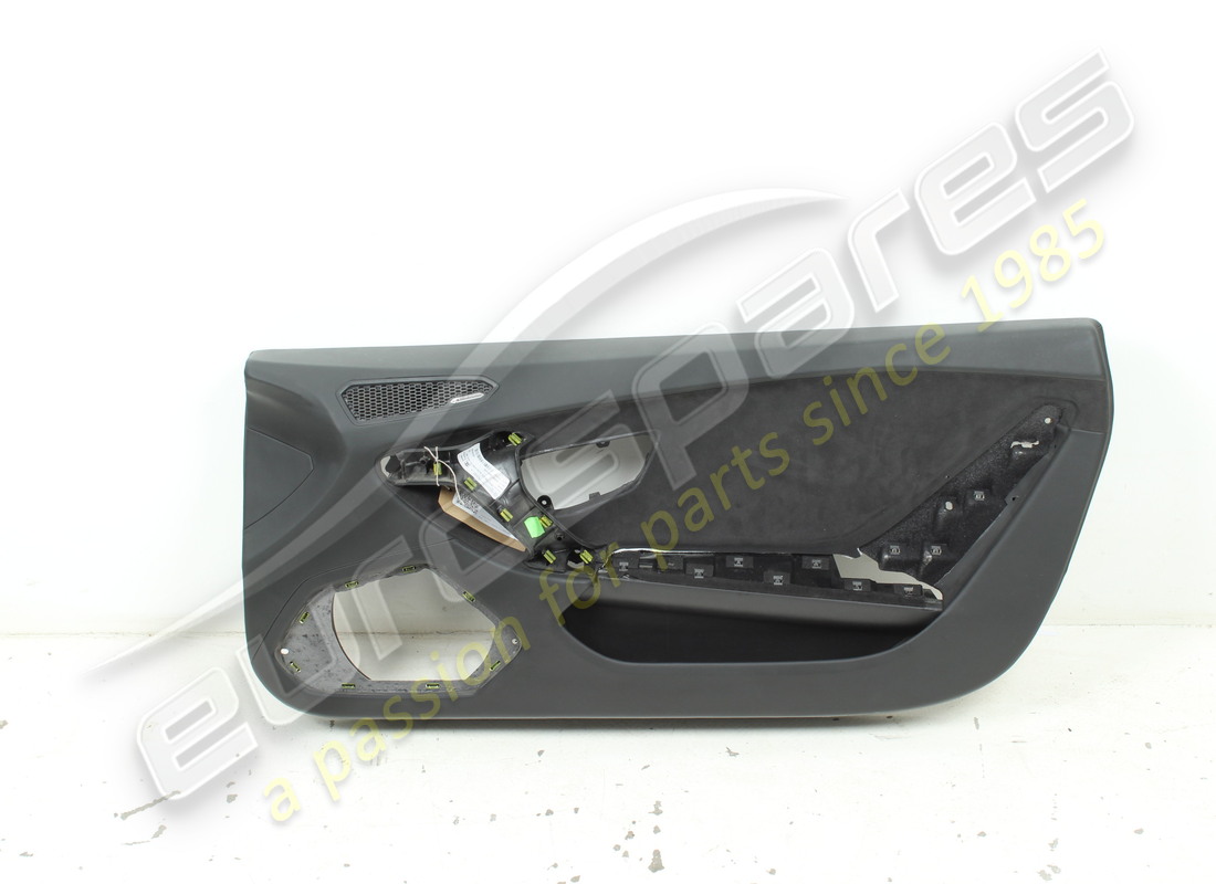 PANEL DE ADORNO DE PUERTA Lamborghini USADO. NÚMERO DE PIEZA 4T1867108P (1)
