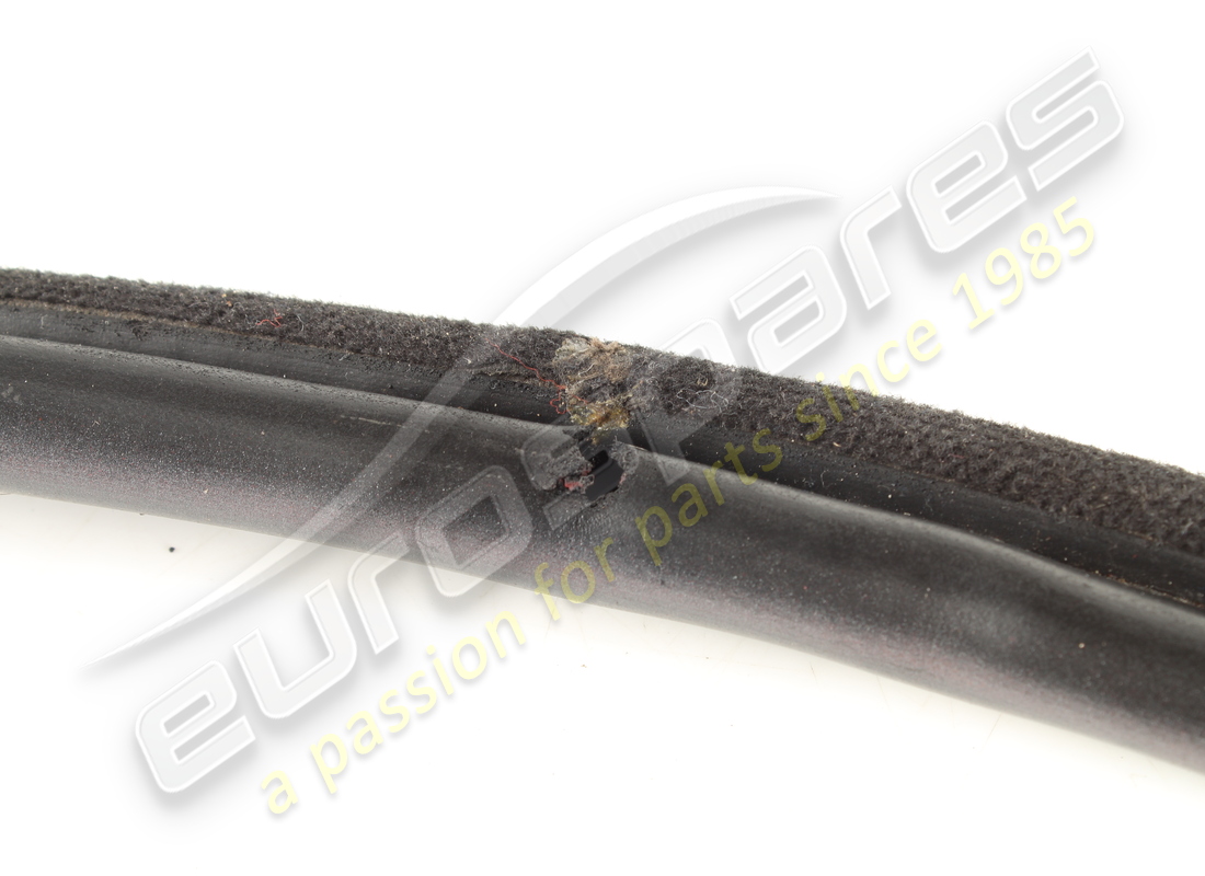 goma de puerta superior izquierda usada ferrari. número de pieza 60924000 (3)