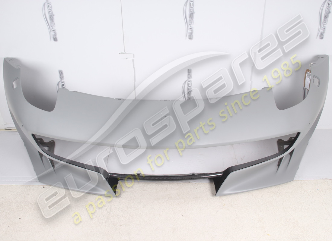 PARACHOQUES DELANTERO Ferrari USADO. NÚMERO DE PARTE 87187110 (1)