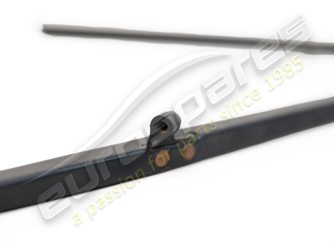 NUEVO EUROSPARES 246 GT DELANTERO IZQUIERDO CUARTO DE VASO CHASIS. NÚMERO DE PIEZA EAP1390057 (3) nuevo eurospares 246 gt delantero izquierdo cuarto de vaso chasis. número de pieza eap1390057 (3)