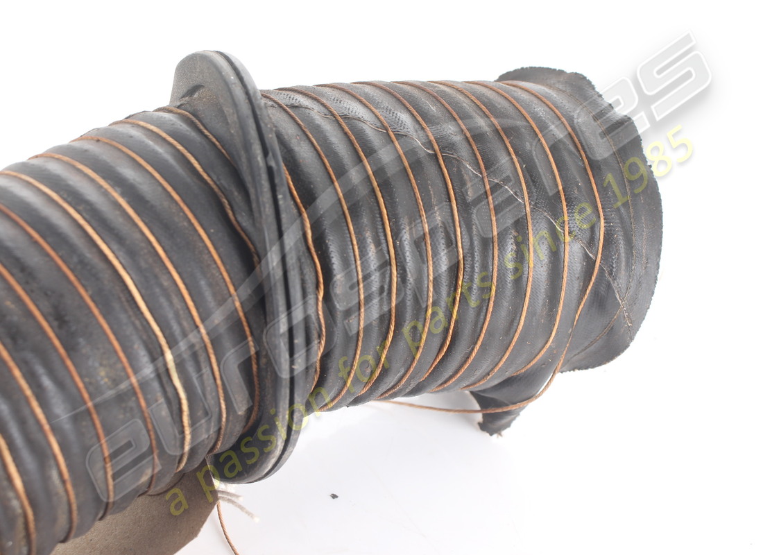 conducto de aire ferrari usado. número de parte 61790300 (2)