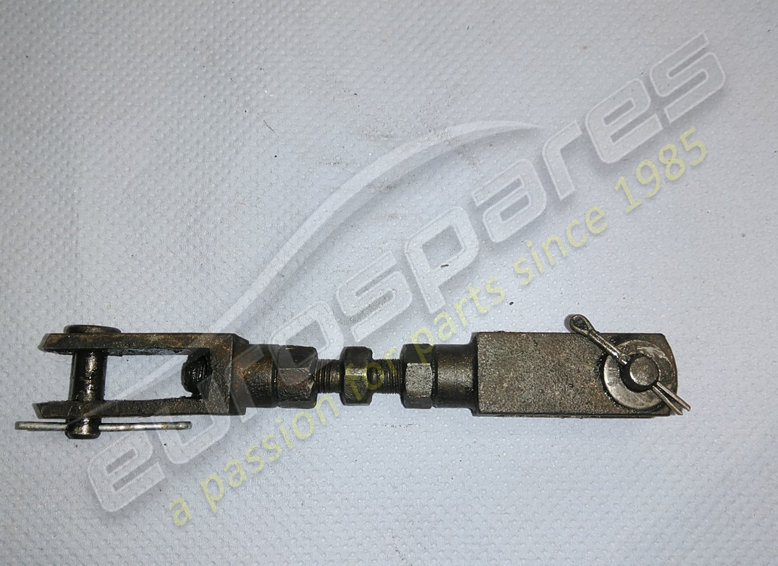 AJUSTADOR Y HORQUILLAS Eurospares USADOS COMPLETOS. NÚMERO DE PARTE EAP1384312 (1)