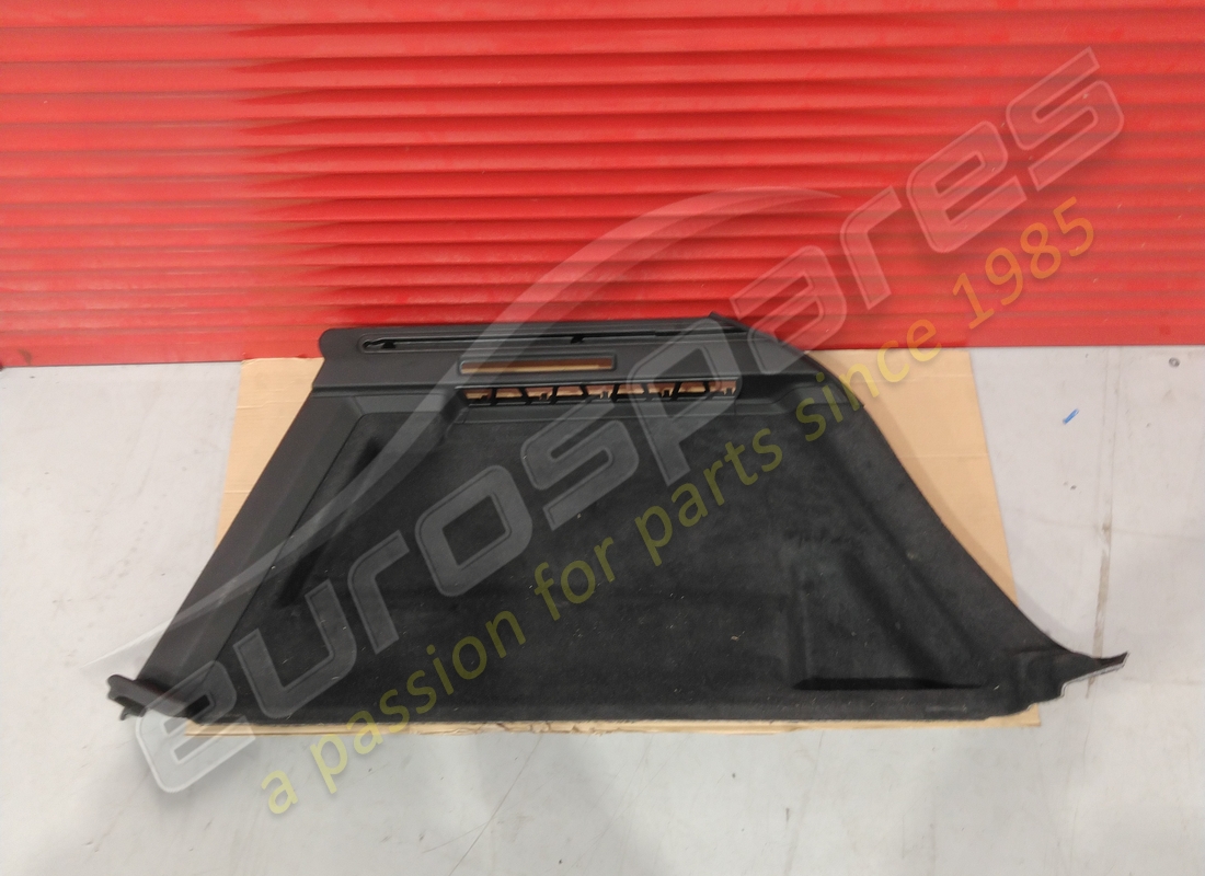 COMP. DE EQUIPAJE Lamborghini USADO. LADO . NÚMERO DE PARTE 4ML863880D (1)