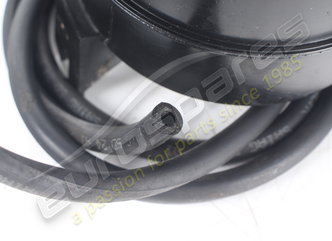 USADO MASERATI MASERATI PARTE 30551155. NÚMERO DE PARTE 30551155 (5) usado maserati maserati parte 30551155. número de parte 30551155 (5)