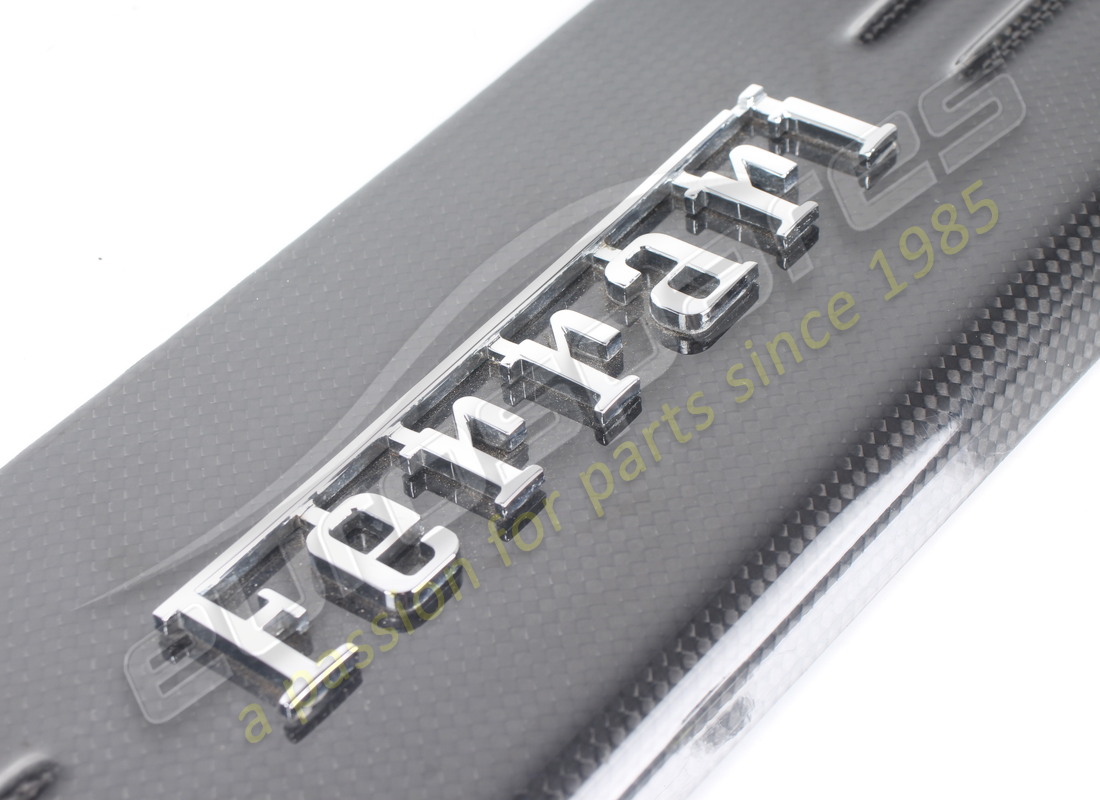 PLACA DE ROCKET DERECHA FERRARI USADA. NÚMERO DE PARTE 86873500 (3) placa de rocket derecha ferrari usada. número de parte 86873500 (3)