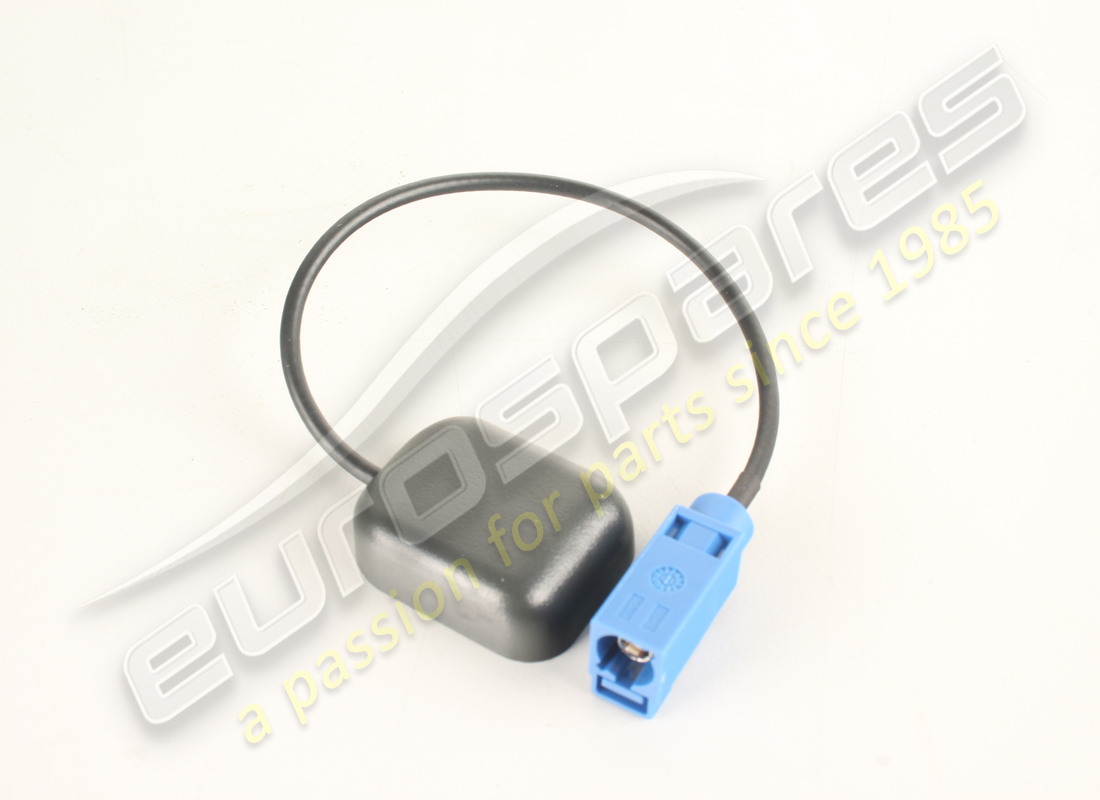 nueva antena gps ferrari. número de pieza 278513 (1)