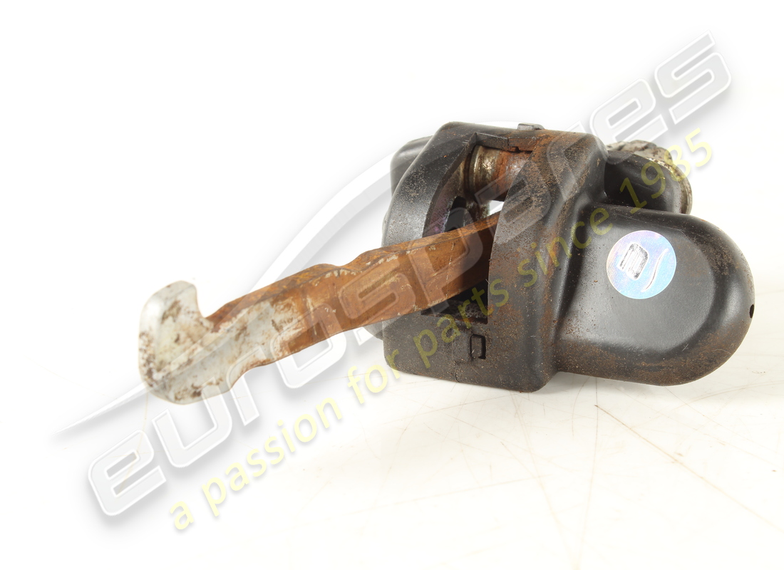 usado maserati tope de puerta trasera barra de acoplamiento.. número de pieza 82519300 (1)