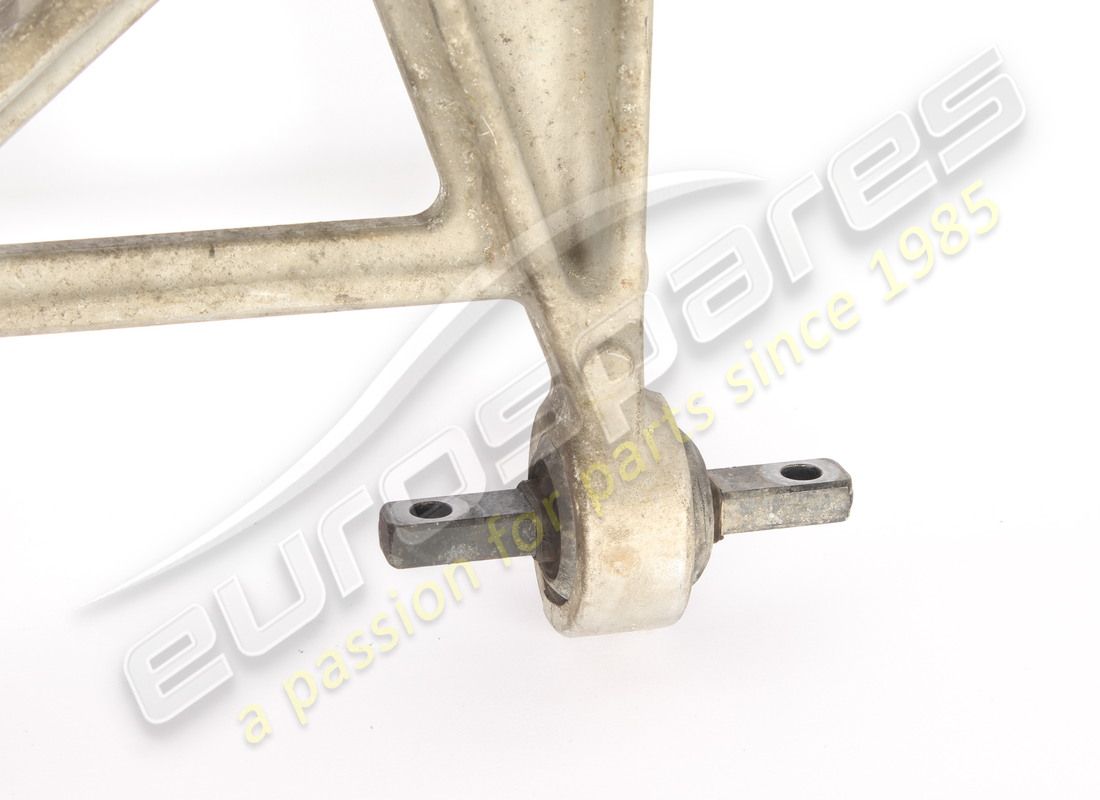 brazo inferior izquierdo usado ferrari. número de pieza 264523 (3)