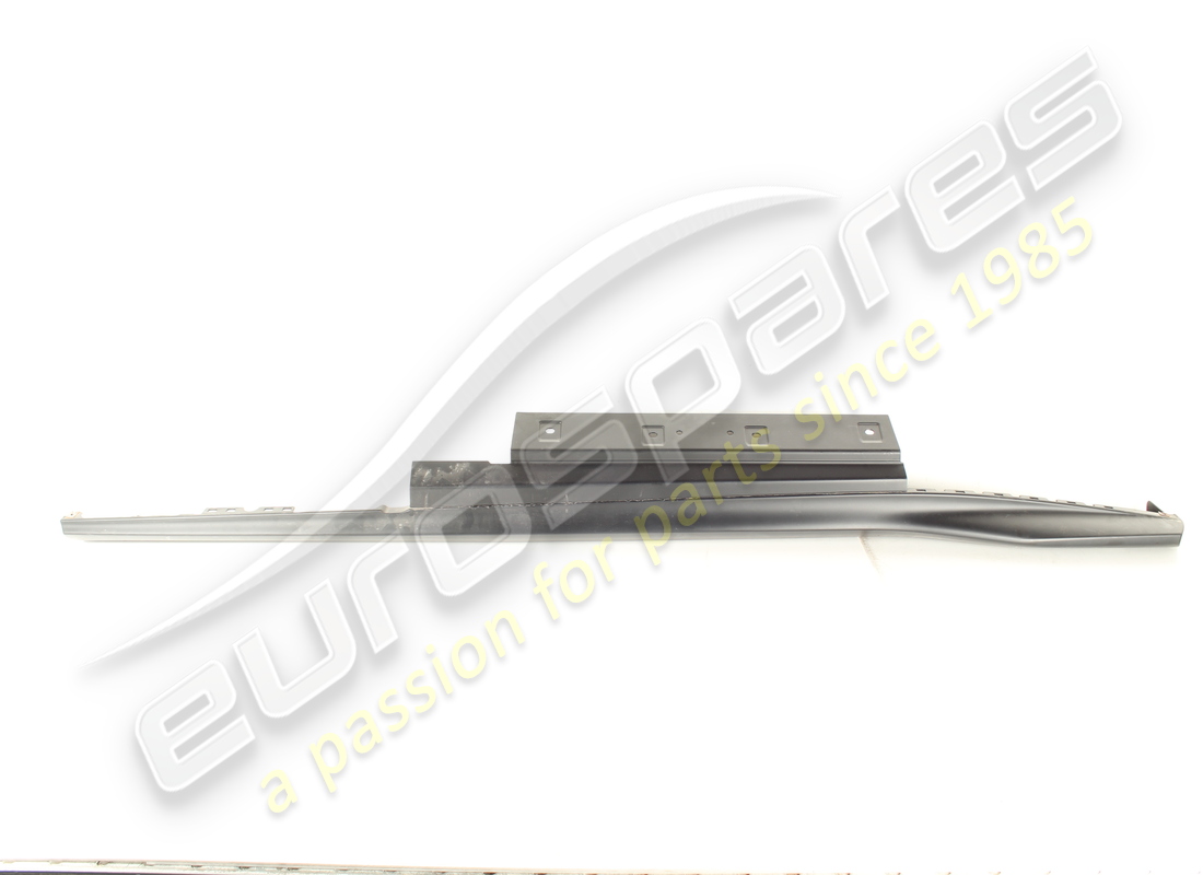 cubierta de umbral exterior izquierda completa ferrari usada. número de parte 88068510 (1)
