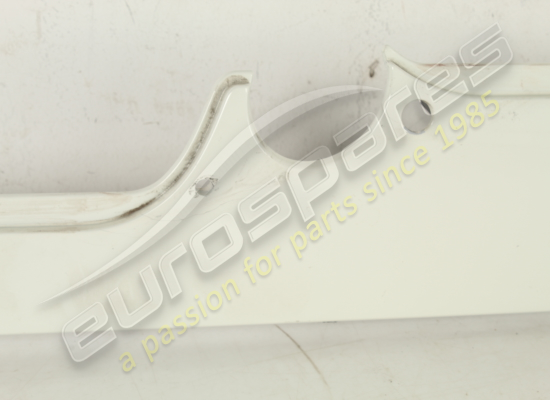 CUBIERTA DE BARRA ANTIVUELCO TRASERA USADA FERRARI. NÚMERO DE PIEZA 66461900 (3) cubierta de barra antivuelco trasera usada ferrari. número de pieza 66461900 (3)