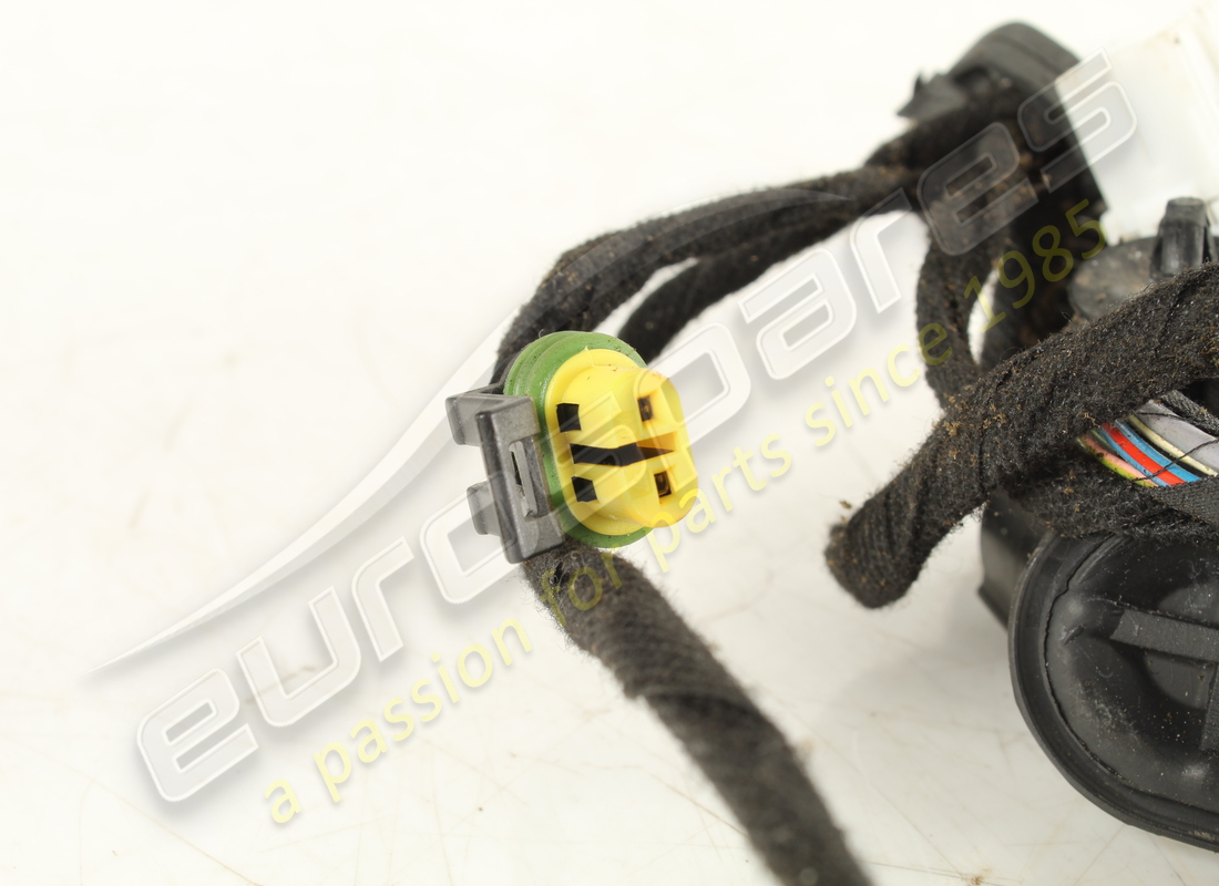 cable de capó y maletero usado maserati. número de pieza 231400 (2)