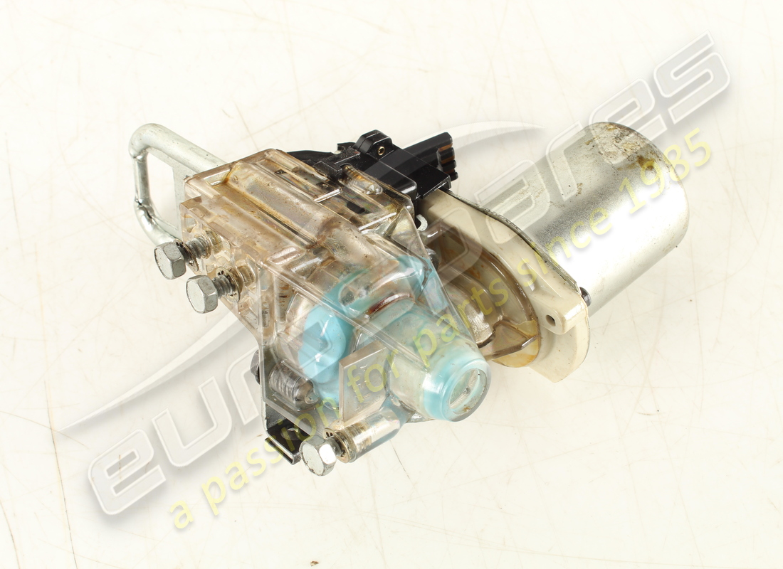 used ferrari boot lid motor. part number 2578040200 (2)