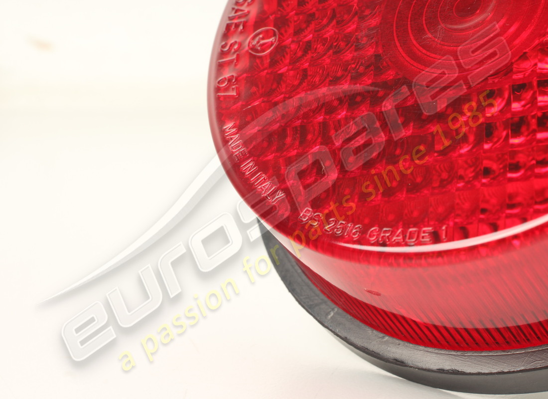 NUEVO FERRARI LUZ TRASERA CON REFLECTOR OE. NÚMERO DE PARTE 20082301 (3) nuevo ferrari luz trasera con reflector oe. número de parte 20082301 (3)