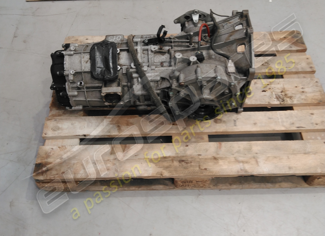 caja de cambios lamborghini usada. número de parte 086300045j (4)