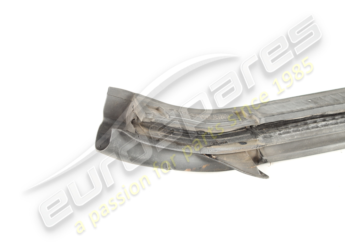 sello perimetral de puerta derecha ferrari usado. número de parte 84087600 (3)