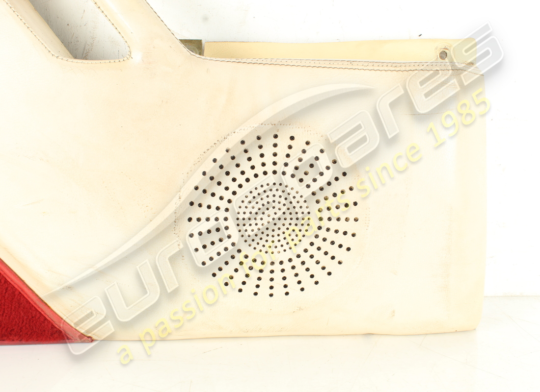 panel derecho ferrari usado. número de parte 61924900 (2)