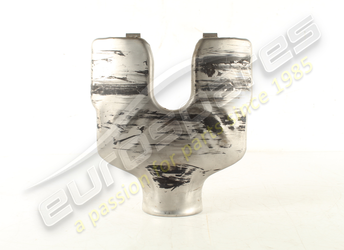 TOMA DE AIRE DE PINZA DE FRENO Ferrari USADA. NÚMERO DE PARTE 268620 (1)