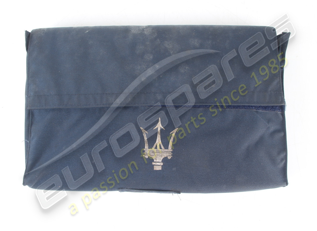 JUEGO DE HERRAMIENTAS USADO Maserati. NÚMERO DE PIEZA 389801003 (1)