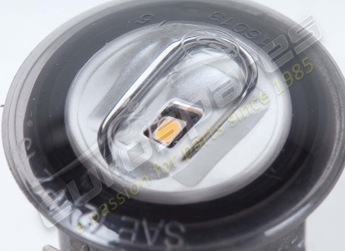 INDICADOR DE GIRO LATERAL FERRARI USADO. NÚMERO DE PARTE 317211 (3) indicador de giro lateral ferrari usado. número de parte 317211 (3)