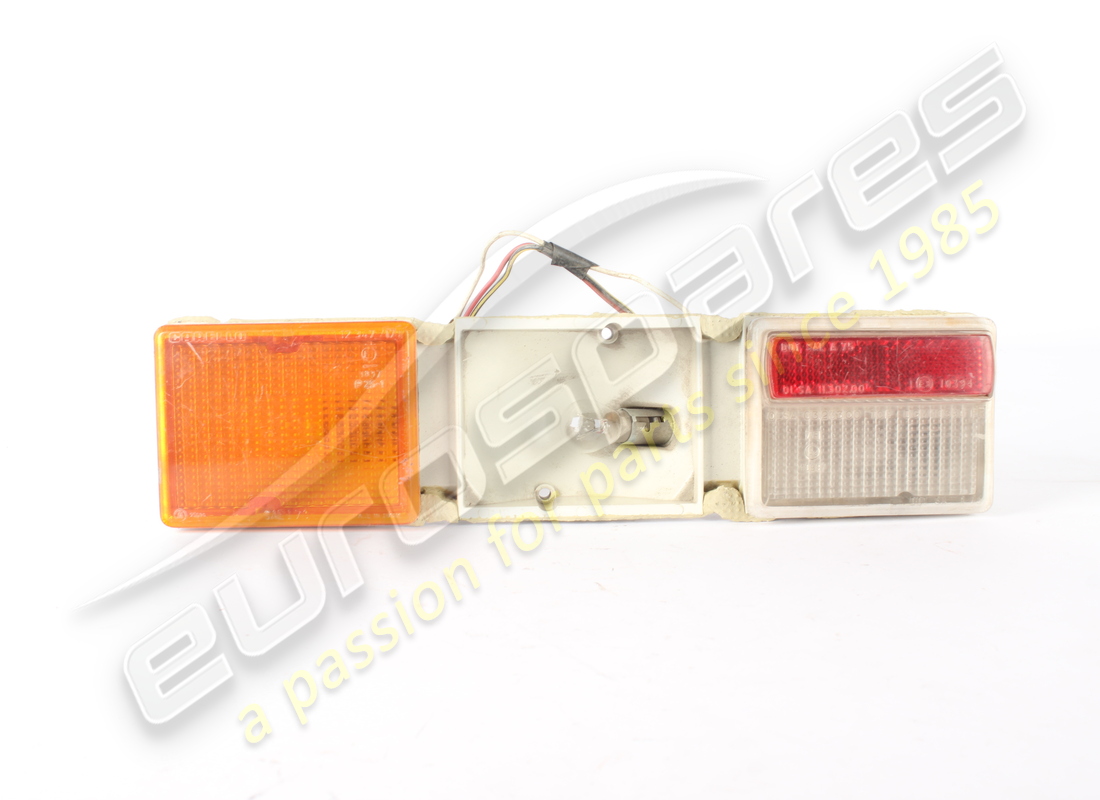 LUZ TRASERA IZQUIERDA Lamborghini USADA. NÚMERO DE PIEZA 006310489 (1)