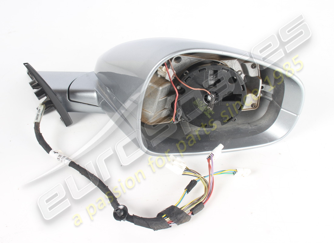 ESPEJO RETROVISOR EXTERNO DERECHO Ferrari USADO. NÚMERO DE PARTE 83419910 (1)