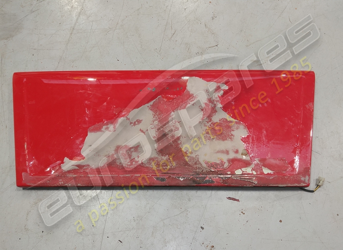 tapa del maletero trasero ferrari dañada. número de parte 40364408 (1)