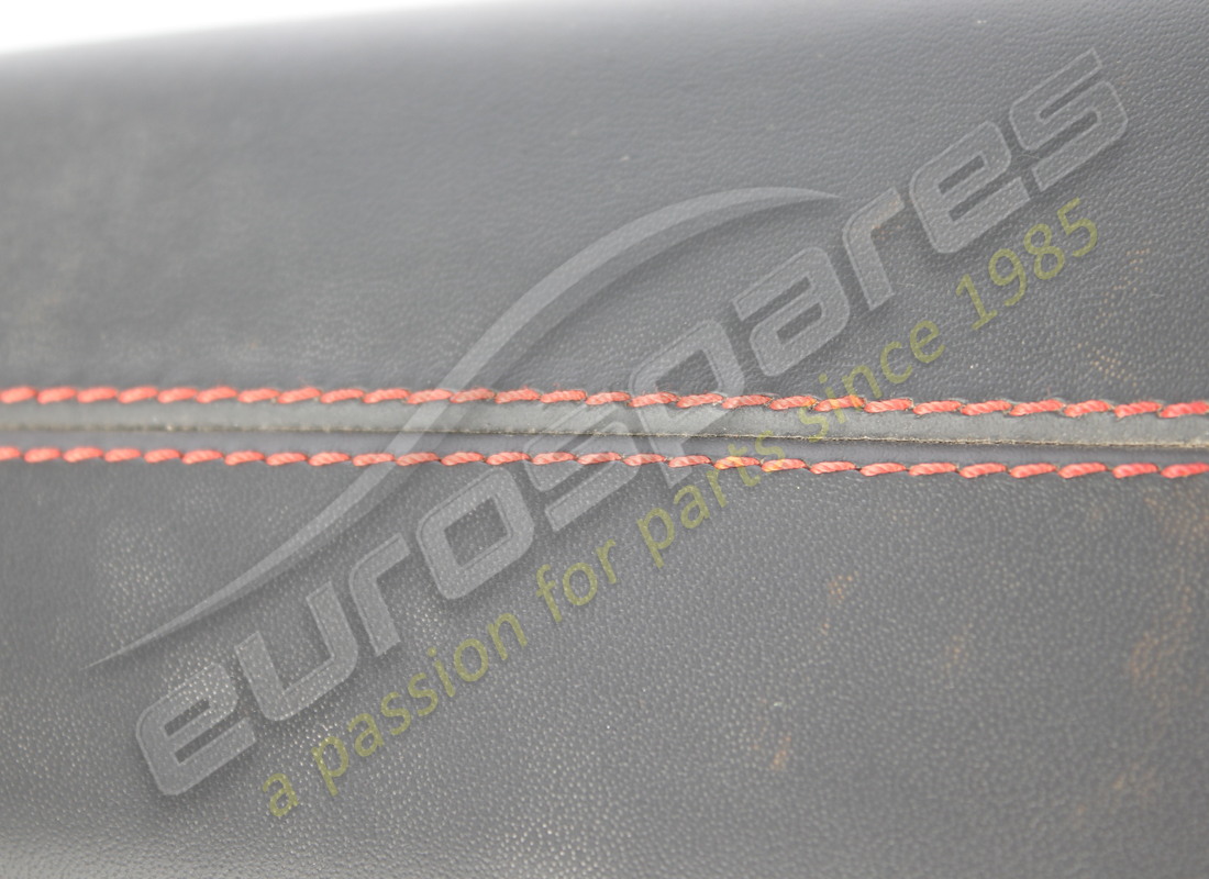 estructura de la unidad de consola central trasera ferrari usada. número de pieza 811983 (2)