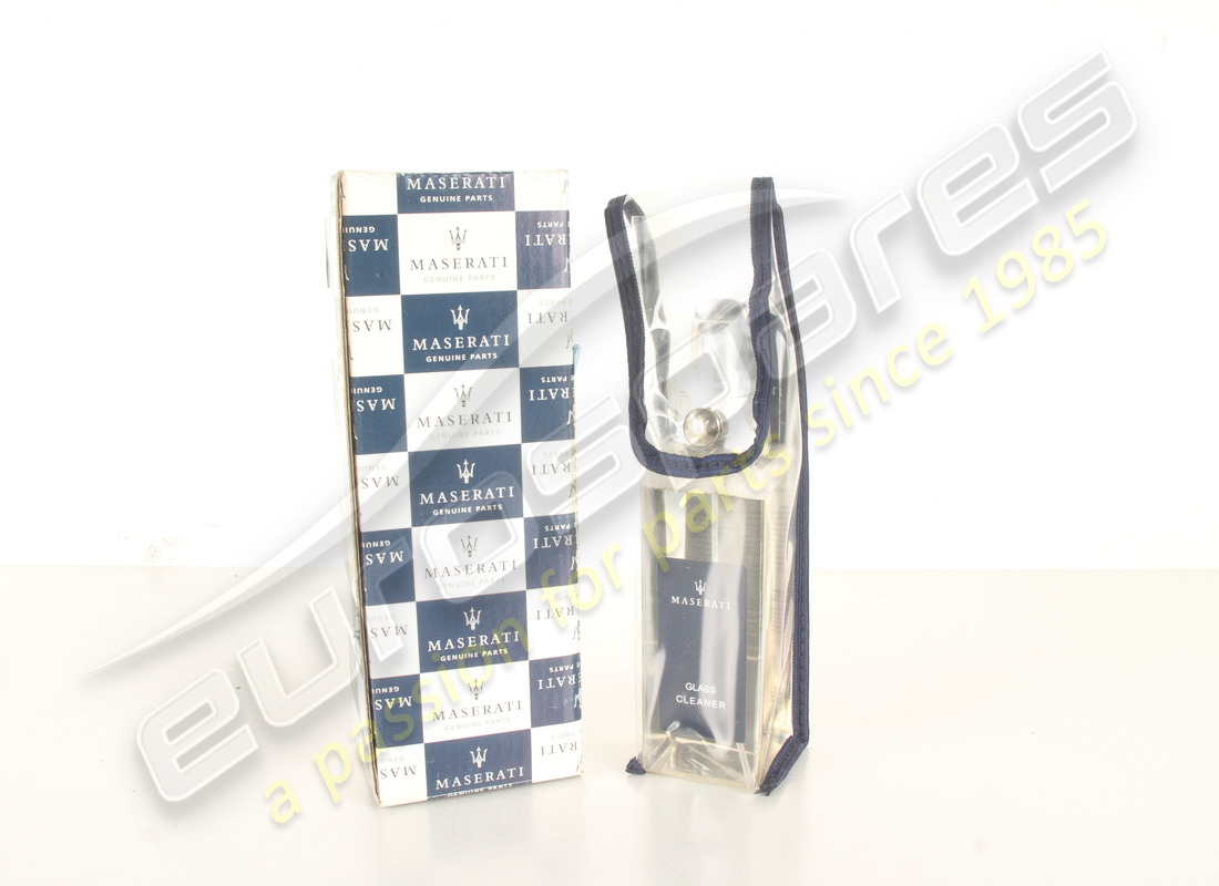 nuevo limpiador de vidrios maserati 100ml. número de pieza 940000108 (1)