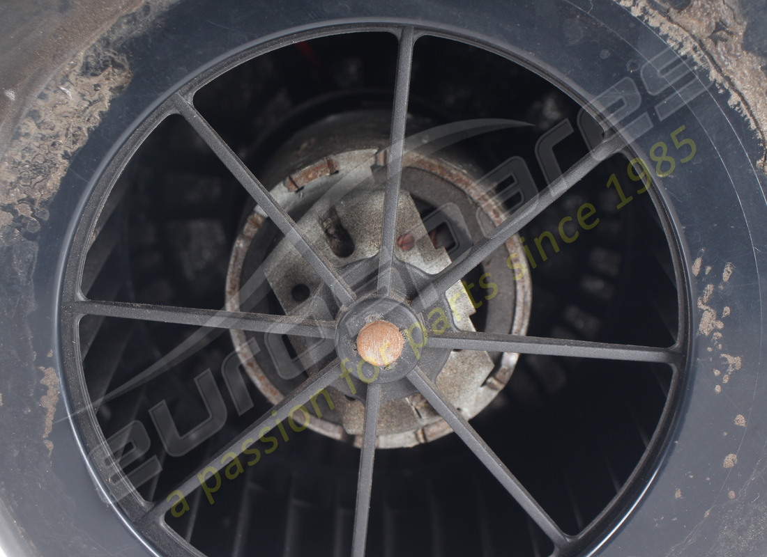 ventilador eléctrico usado ferrari rh de ch no 76081. número de pieza 62438700 (8)