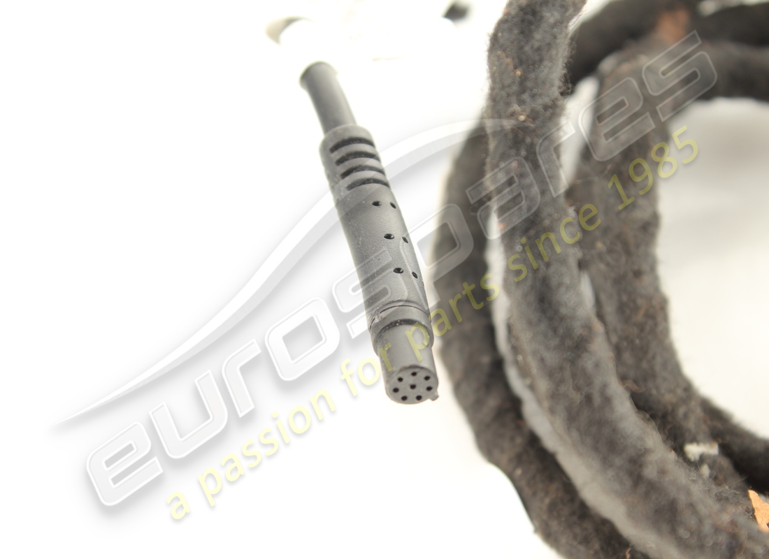 cable de vídeo rse izquierdo pantalla ferrari usado. número de pieza 269870 (3)