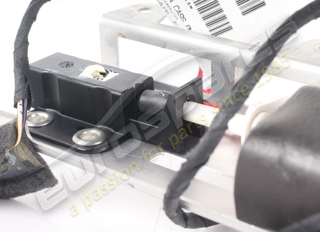 cerradura de puerta de guantera usada ferrari. número de pieza 83340200 (2)