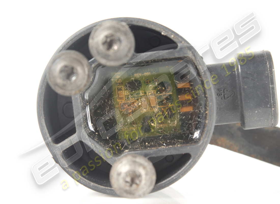 sensor de movimiento trasero derecho completo ferrari usado. número de parte 259266 (6)