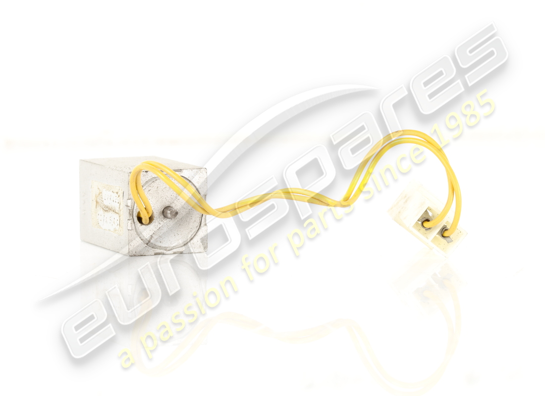 SOLENOIDE DE TAPA DE LLENADO DE COMBUSTIBLE/GUANTERA USADO FERRARI. NÚMERO DE PIEZA 60868600 (4) solenoide de tapa de llenado de combustible/guantera usado ferrari. número de pieza 60868600 (4)