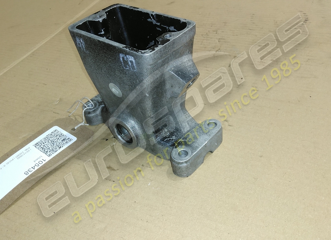 carcasa de caja de cambios ferrari usada. número de parte 105438 (2)