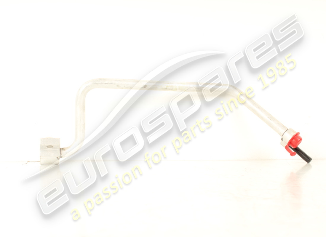 nuevo tubo maserati de la unión 2 a compres. número de parte 67813600 (1)