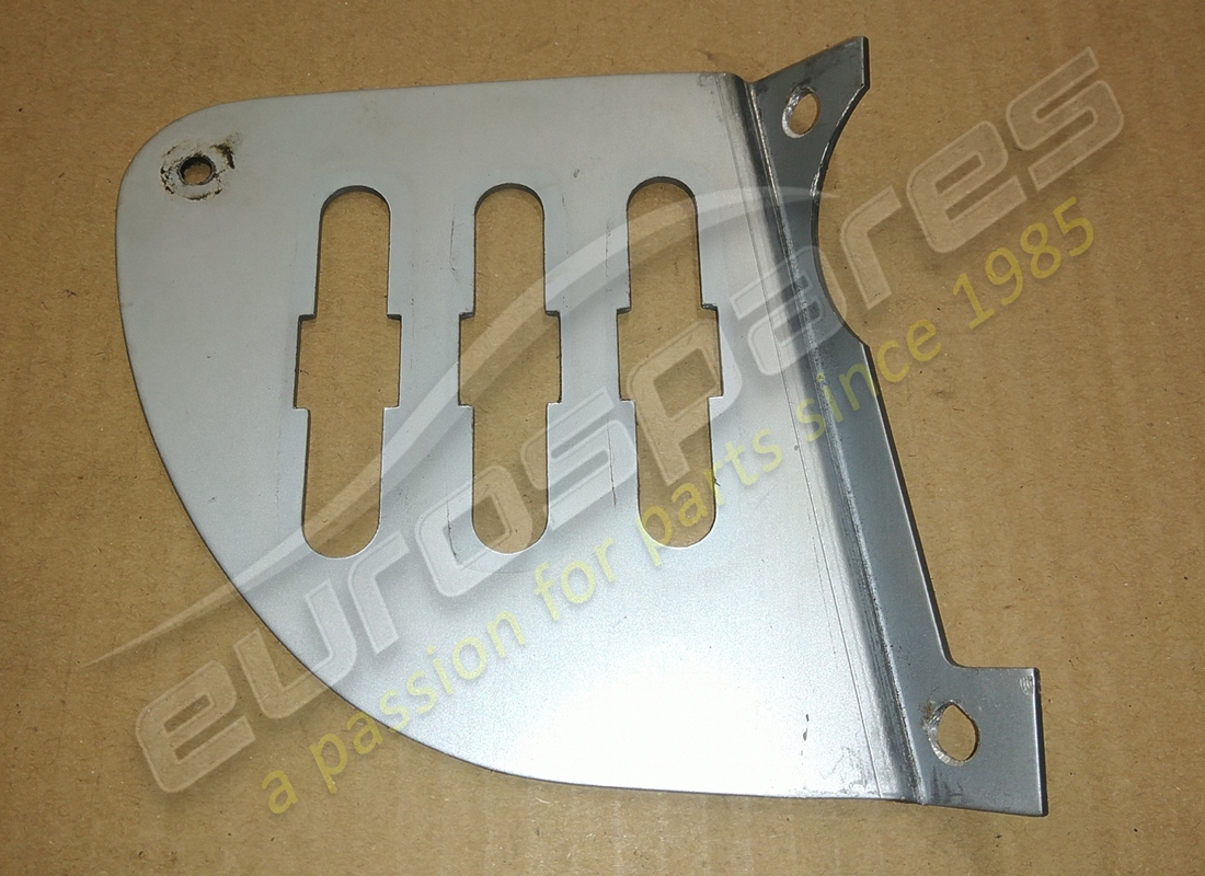 USADO FerrariPIASTRA LATERALE PORTASTRUMENTI SX. . NÚMERO DE PARTE 40332366 (1)
