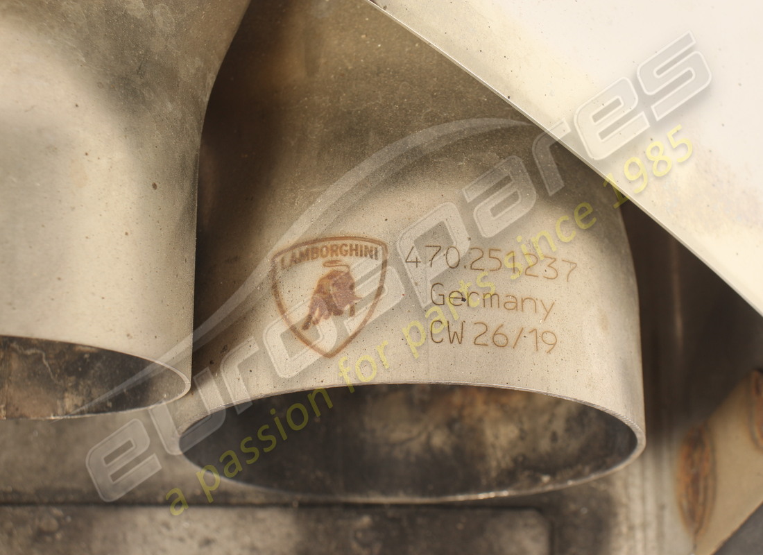 usado lamborghini moldura de tubo de escape. número de pieza 470251237 (4)